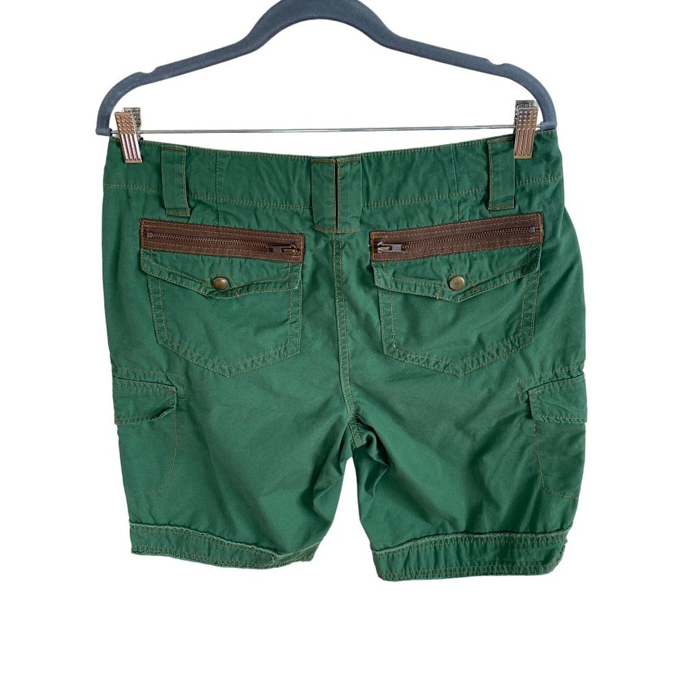 Cabi Women's 8 Green Cargo Bermuda Shorts 34x11” Style #342 - Picture 3 of 11